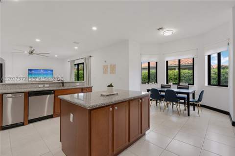 7504 SW 188th Ter, Cutler Bay FL - photo 20 of 60