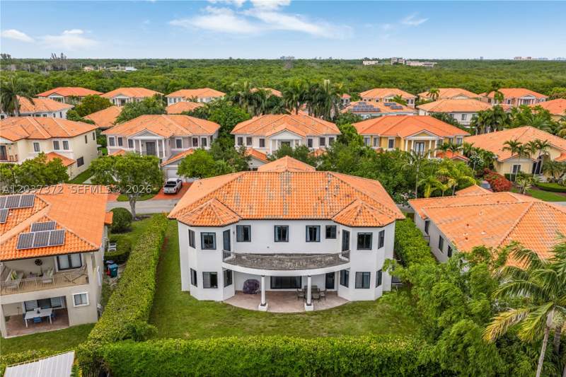 5 bedroom SingleFamilyResidence at 7504 SW 188th Ter, Cutler Cay, Cutler Bay — photo 5