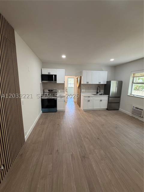 7734 Abbott Ave 101, Miami Beach FL - photo 6 of 14