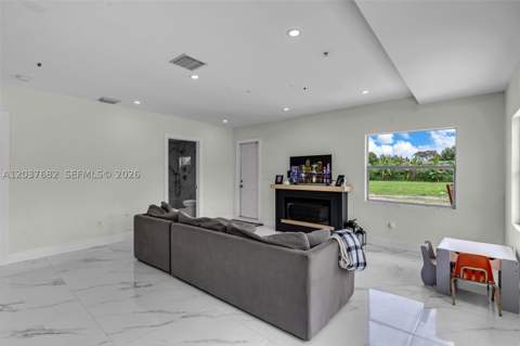 20304 SW 186th St, Miami FL - photo 10 of 32