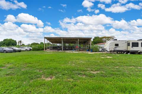 20304 SW 186th St, Miami FL - photo 23 of 32