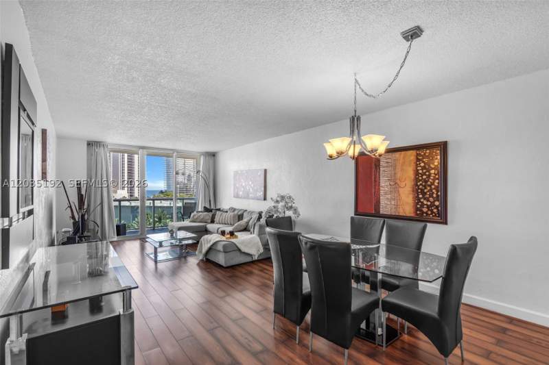1 bedroom Condominium at 19370 Collins Ave 823, Ocean Reserve Condo, Sunny Isles Beach — photo 5