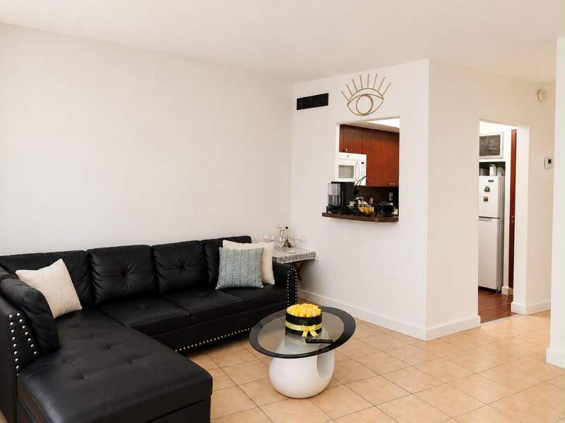 1 bedroom Condominium at 11 SW 52nd Avenue 7b, Carolynn Townhouse Condo, Miami — photo 4