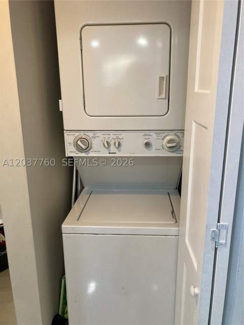 6767 Collins Ave 1701, Miami Beach FL - photo 11 of 24
