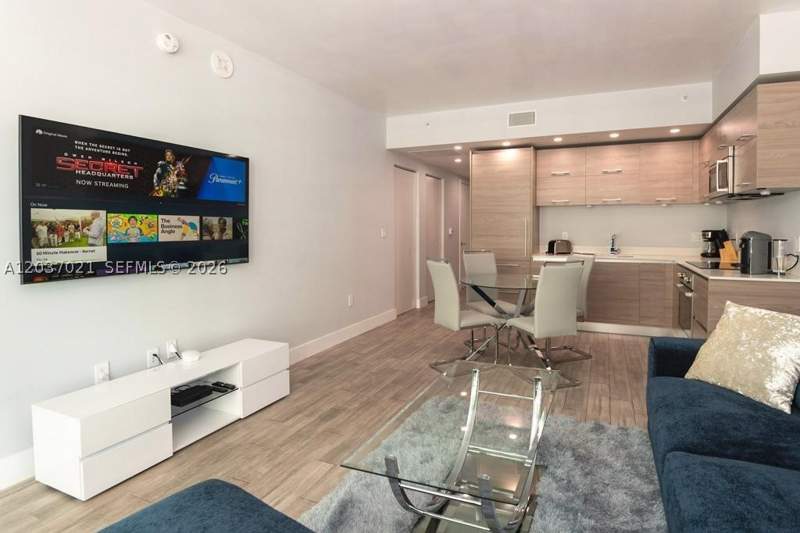 1 bedroom Condominium at 1300 S Miami Avenue 3908, 1300 S Miami Avenue Condo, Miami — photo 2