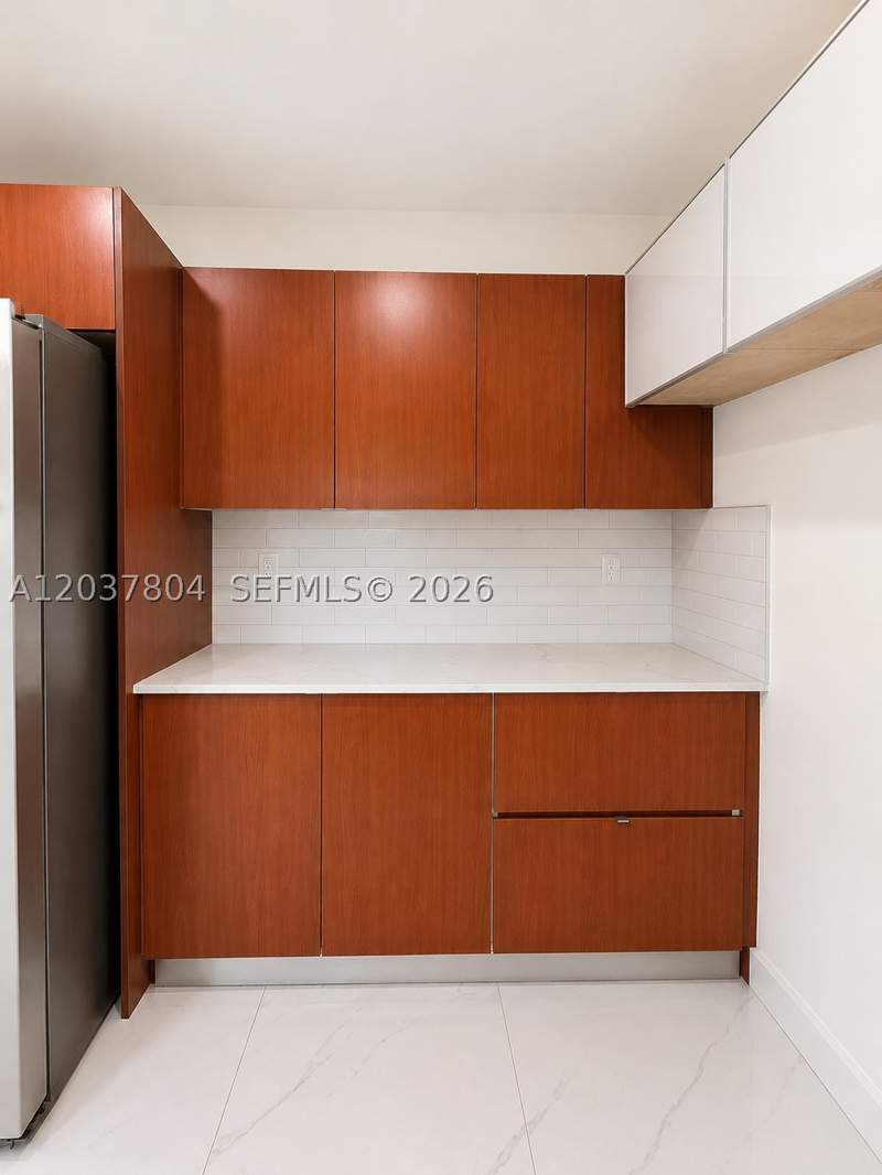 3 bedroom SingleFamilyResidence at 4240 SW 14th St, Sunny Grove, Miami — photo 4