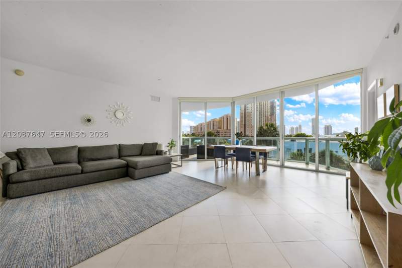 2 bedroom Condominium at 3131 NE 188th St 2-506, The Atrium At Aventura Co, Aventura — photo 4