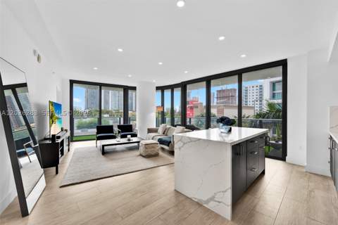 121 NE 34th St L304, Miami FL - photo 12 of 36