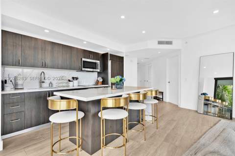 121 NE 34th St L304, Miami FL - photo 13 of 36