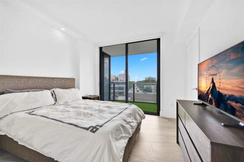 121 NE 34th St L304, Miami FL - photo 23 of 36