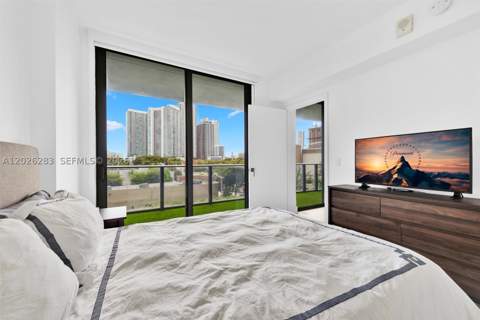 121 NE 34th St L304, Miami FL - photo 24 of 36
