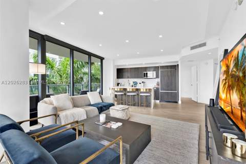 121 NE 34th St L304, Miami FL - photo 7 of 36