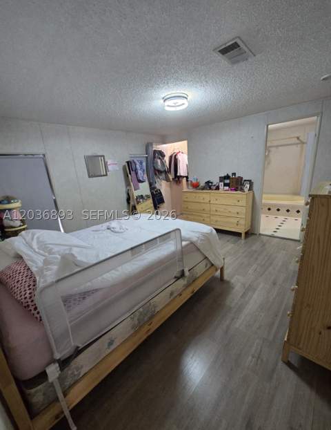 1061 SW 131 Pl, Miami FL - photo 12 of 21