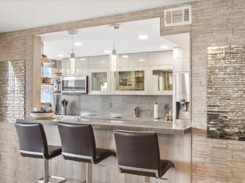 18071 Biscayne Blvd 1401, Aventura FL - photo 10 of 29