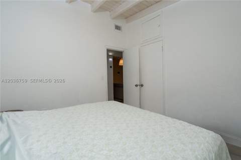 1260 NE 153rd St, North Miami Beach FL - photo 11 of 18