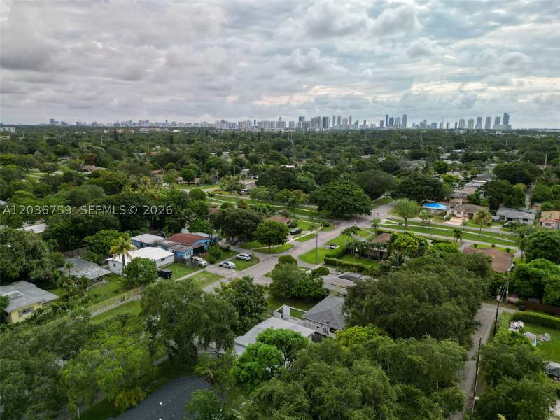 2 bedroom SingleFamilyResidence at 1260 NE 153rd St, Fulford By The Sea Sec J, North Miami Beach — photo 2