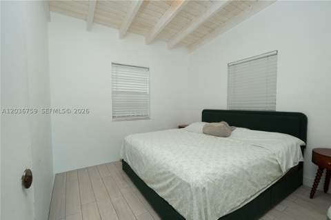 1260 NE 153rd St, North Miami Beach FL - photo 8 of 18