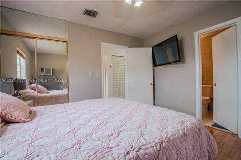 7899 NW 174th Ter, Hialeah FL - photo 24 of 54