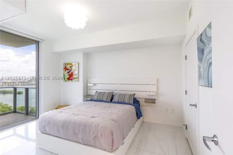 16385 Biscayne Blvd 1805, North Miami Beach FL - photo 16 of 43