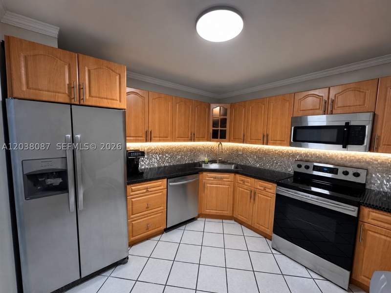 1 bedroom Condominium at 2780 NE 183rd St 810, Commodore Plaza Condo, Aventura — photo 4