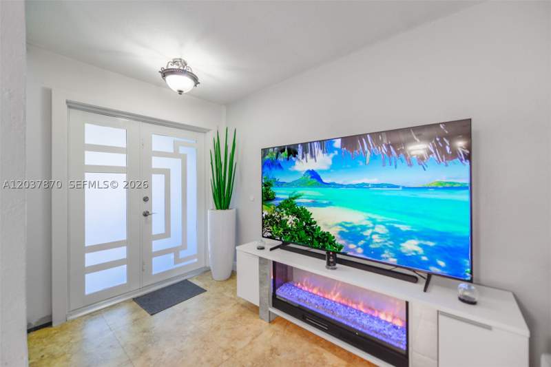 3 bedroom SingleFamilyResidence at 15216 SW 112th Pl, Sunny Gardens Estates I, Miami — photo 4