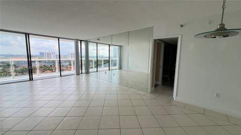 20505 E Country Club Dr 1639, Aventura FL - photo 15 of 16