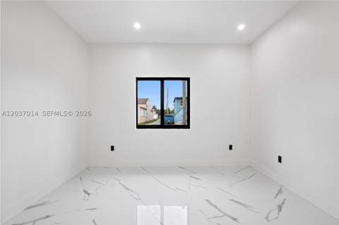 426 SW 9th Ave, Homestead FL - photo 14 of 37