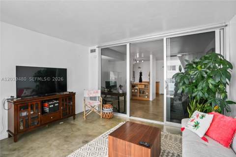 1200 West Ave 819, Miami Beach FL - photo 7 of 31