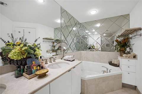 901 Brickell Key Blvd 2408, Miami FL - photo 11 of 43