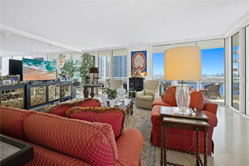 4 bedroom Condominium at 901 Brickell Key Blvd 2408, Carbonell Condo, Miami — photo 4