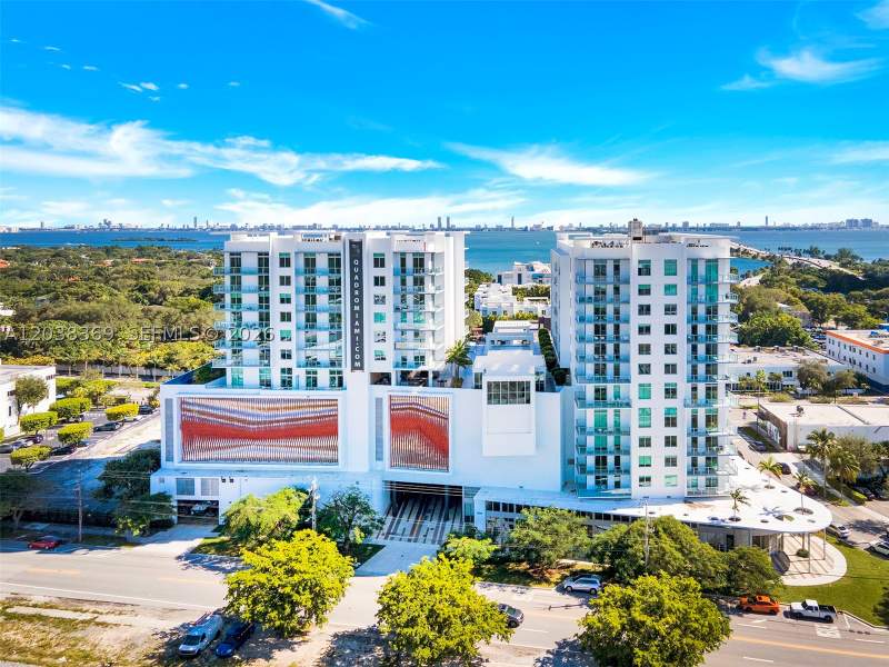1 bedroom Condominium at 3900 Biscayne Blvd S-418, Quadro Condo, Miami — photo 2