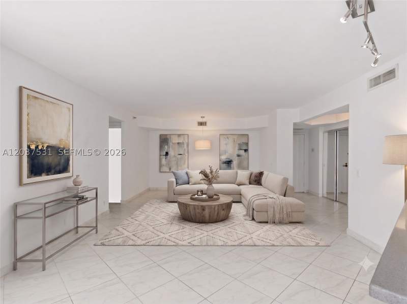2 bedroom Condominium at 3610 Yacht Club Dr 702, Portsview At The Waterways, Aventura — photo 4