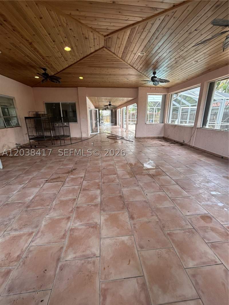 3 bedroom SingleFamilyResidence at 8385 SW 105th St, Continental Homes, Miami — photo 3