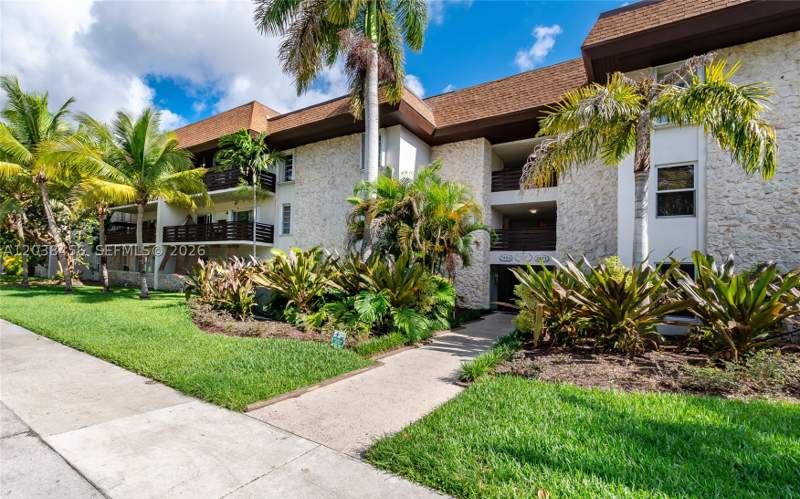 2 bedroom Condominium at 7483 SW 82nd St A206, Dadeland Capri Condo, Miami — photo 3