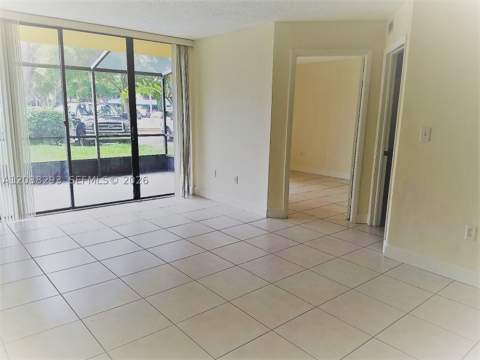 8255 SW 152nd Ave E-101, Miami FL - photo 6 of 17