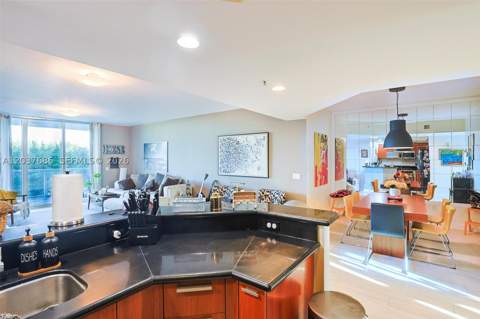 15051 Royal Oaks Ln 401, North Miami FL - photo 10 of 33