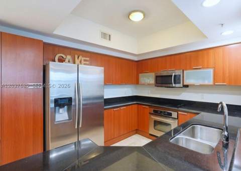 15051 Royal Oaks Ln 401, North Miami FL - photo 8 of 33