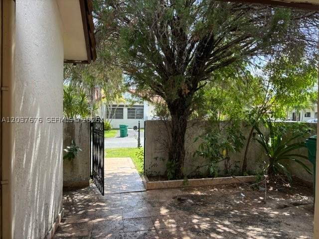 2 bedroom SingleFamilyResidence at 6415 SW 133rd Ct, Arborgate Patio Homes, Miami — photo 2
