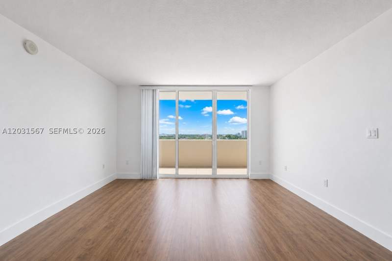 2 bedroom Condominium at 3232 SW 22nd Ter 802, Gables Marquis Condo, Miami — photo 4