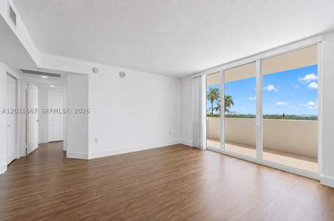 3232 SW 22nd Ter 802, Miami FL - photo 9 of 28