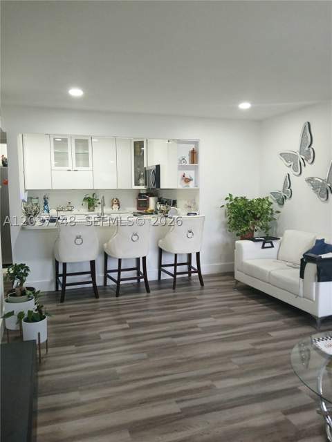 6365 W 27th Ct 24-8, Hialeah FL - photo 7 of 23