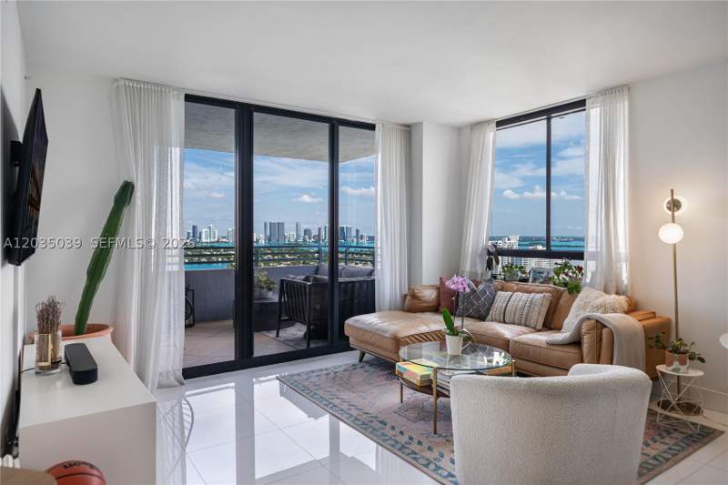 2 bedroom Condominium at 1330 West Ave 3001, The Waverly At South Beac, Miami Beach — photo 2