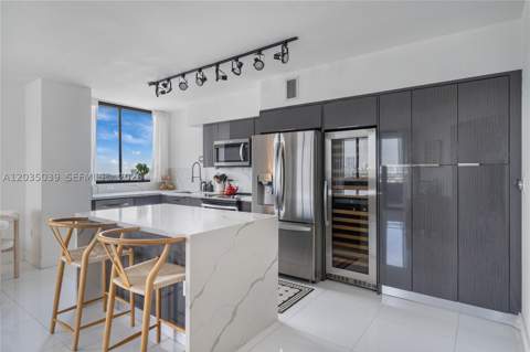 1330 West Ave 3001, Miami Beach FL - photo 9 of 47