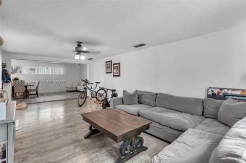3510 SW 87th Ave, Miami FL - photo 6 of 35