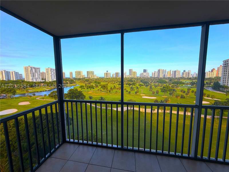 1 bedroom Condominium at 20335 W Country Club Dr 1105, Coronado Condo- Tower I, Aventura — photo 5