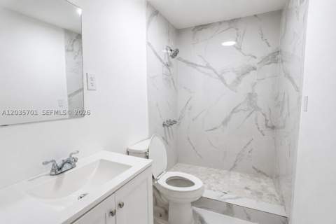 10945 NW 19th Ave, Miami FL - photo 7 of 18