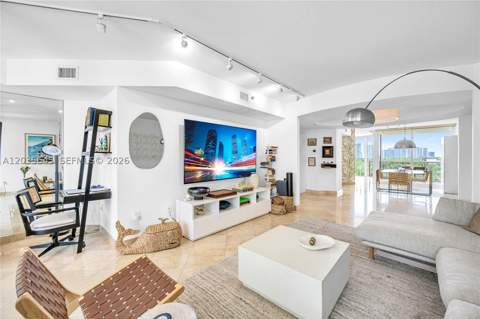 19333 Collins Ave 709, Sunny Isles Beach FL - photo 11 of 30