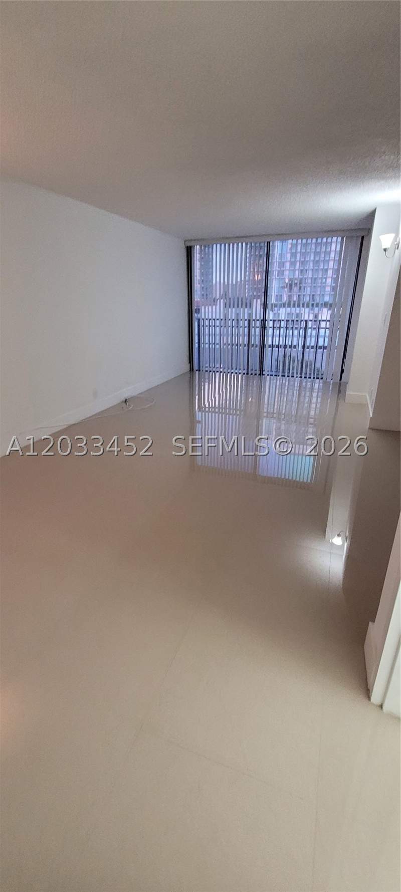 1 bedroom Condominium at 16909 N Bay Rd 815, Plaza Of Americas Condo P, Sunny Isles Beach — photo 4