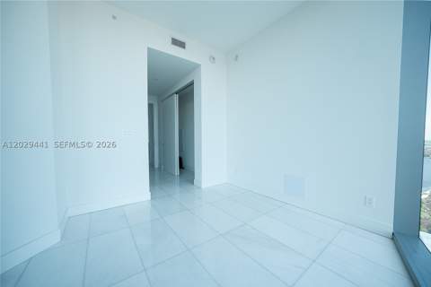 175 SE 25th Rd 2103, Miami FL - photo 8 of 27