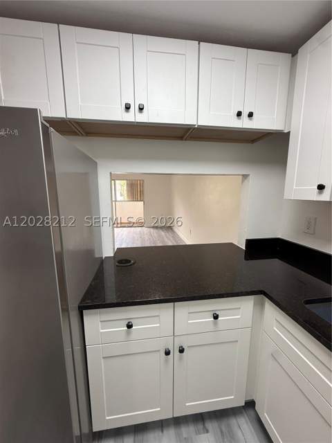 1555 W 44th Pl 203, Hialeah FL - photo 11 of 25